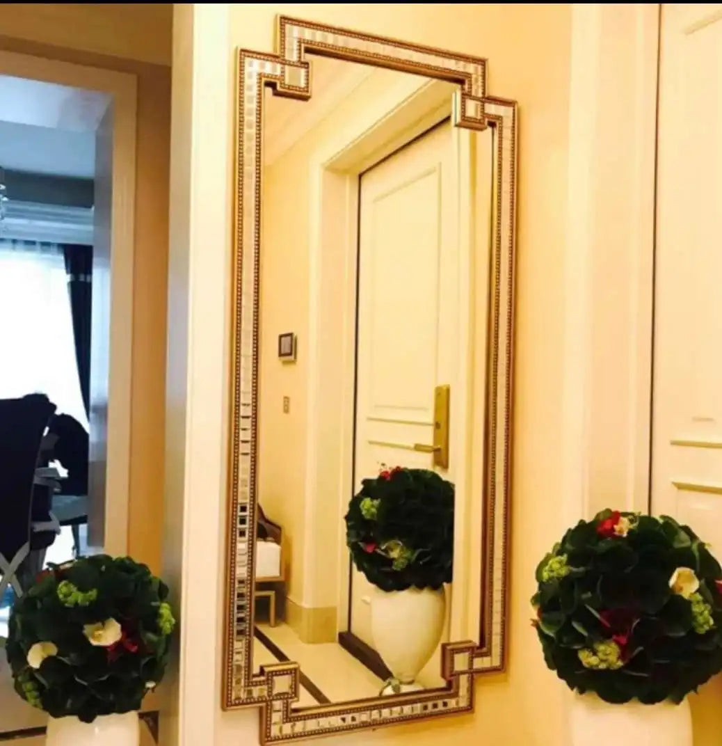 Nordic Aesthetic Horizontal Designer Big Size Wall Mirror