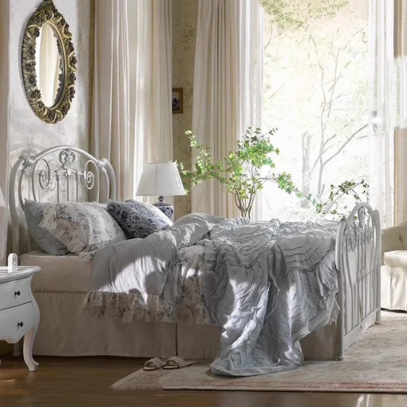 Nordic White Metal Master, Simple European Style Girl  Bed Frames