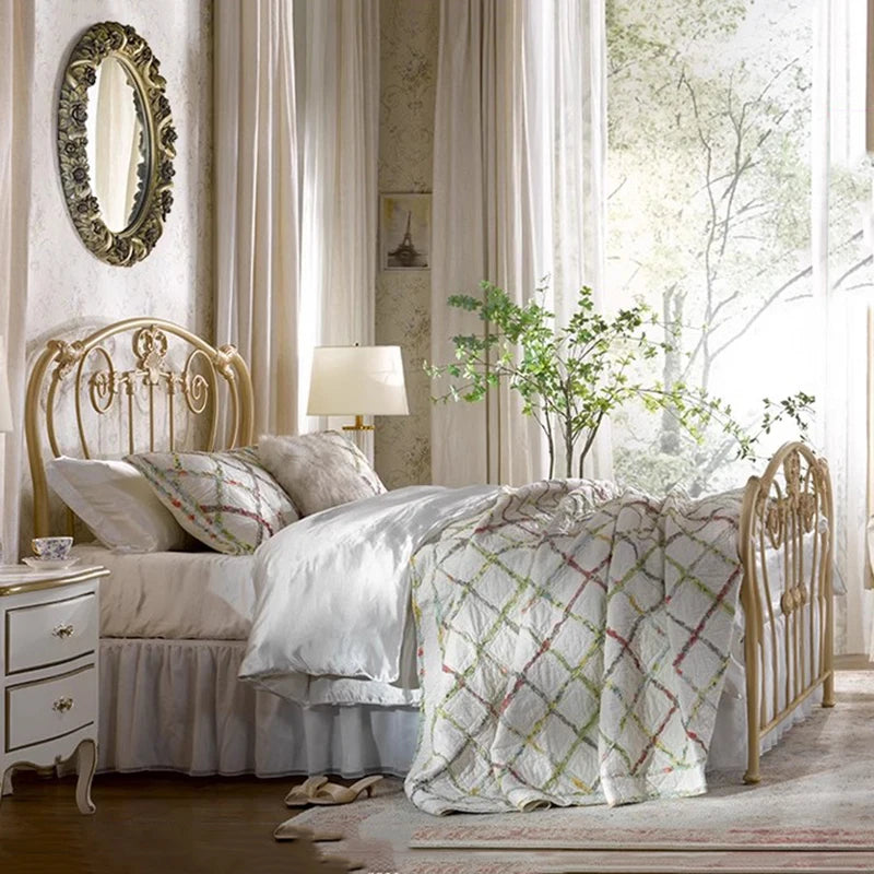 Nordic White Metal Master, Simple European Style Girl  Bed Frames