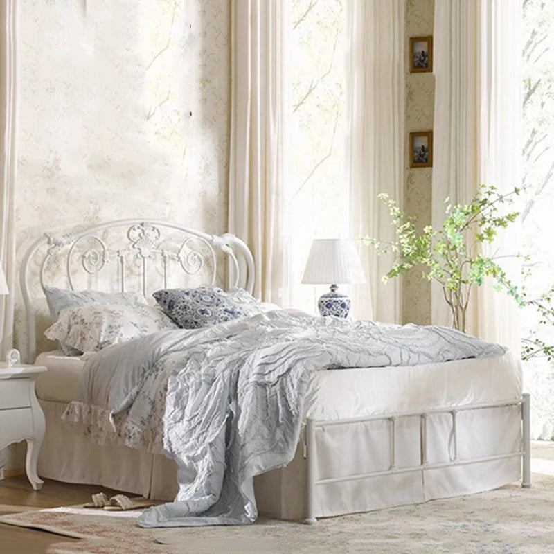 Nordic White Metal Master, Simple European Style Girl  Bed Frames